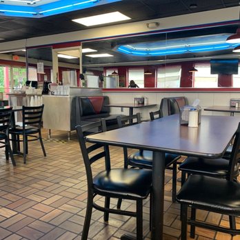 Jakes Diner - tables and chairs in a restaurant - Diners Near Me - Greensboro, North Carolina Jakes Diner - tables and chairs in a restaurant - Diners Near Me - Greensboro, North Carolina