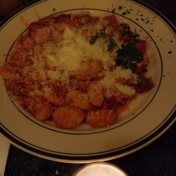 Via Della Pace - Awsome gnocchi - Italian Near Me - New York, New York Via Della Pace - Awsome gnocchi - Italian Near Me - New York, New York