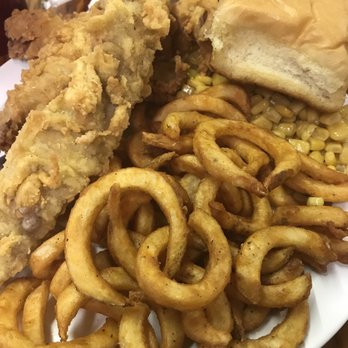 Lil Mama's Kitchen - Steak finger dinner, wall of heroes and jalapeño cheese balls. - Breakfast & Brunch Near Me - Clayton, Oklahoma