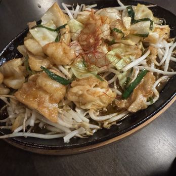 Waikiki Shokudo - Stir fry intestine - Izakaya Near Me - Honolulu, Hawaii