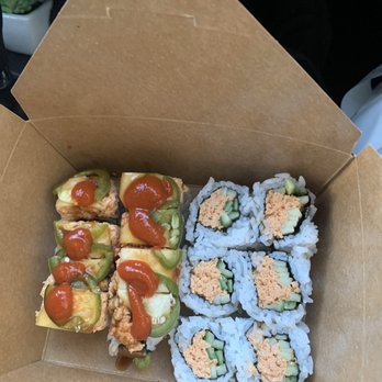 Shizen - Spicy Tofuna Roll and secret weapon - Sushi Bars Near Me - San Francisco, California Shizen - Spicy Tofuna Roll and secret weapon - Sushi Bars Near Me - San Francisco, California