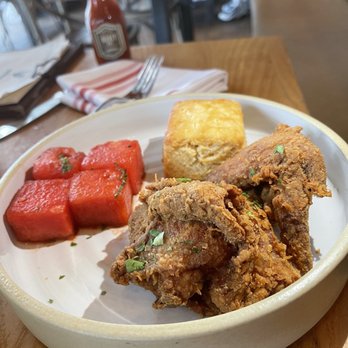 Yardbird Table & Bar - Fried chicken - Southern Near Me - Miami Beach, Florida Yardbird Table & Bar - Fried chicken - Southern Near Me - Miami Beach, Florida