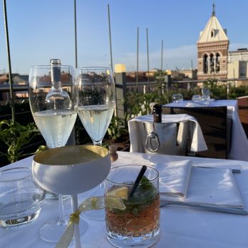 Ambrosia Rooftop Restaurant & Bar - Drinks and view - Italian Near Me - Rome, RM