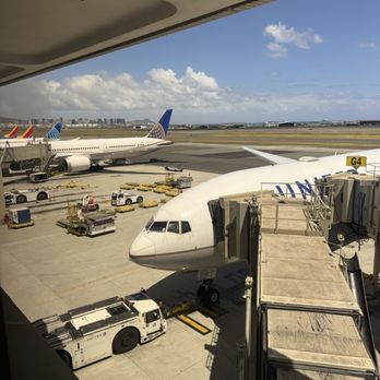 United Club - Airport Lounges Near Me - Honolulu, Hawaii
