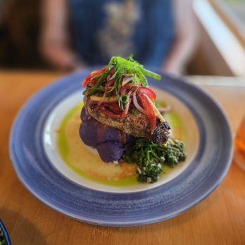 Hali'imaile General Store - Seafood Near Me - Makawao, Hawaii