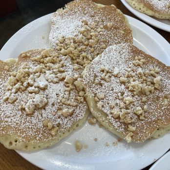 Eggs 'n Things - Waikiki Beach Eggspress - Macadamia Nut Pancakes - Breakfast & Brunch Near Me - Honolulu, Hawaii Eggs 'n Things - Waikiki Beach Eggspress - Macadamia Nut Pancakes - Breakfast & Brunch Near Me - Honolulu, Hawaii
