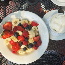 Yogurt & Granola Yogurt & Granola