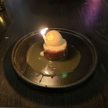 Hell's Kitchen - Complimentary birthday mini sticky toffee pudding - Cocktail Bars Near Me - Funner, California