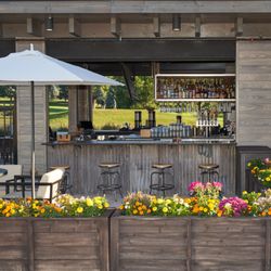 1886 Grill - 1886 Poolside