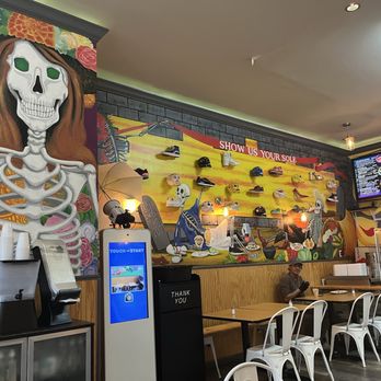 Amigo Sole - Inside Decor - Mexican Near Me - St. Louis, Missouri