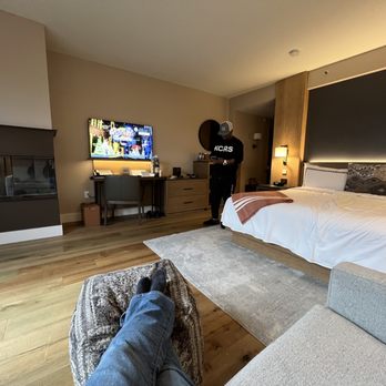 Bellevue Club Hotel - Hotels Near Me - Bellevue, Washington Bellevue Club Hotel - Hotels Near Me - Bellevue, Washington