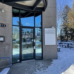 Boreale - Entrance. Then take the stairs up