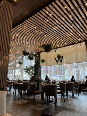 W Boston by null