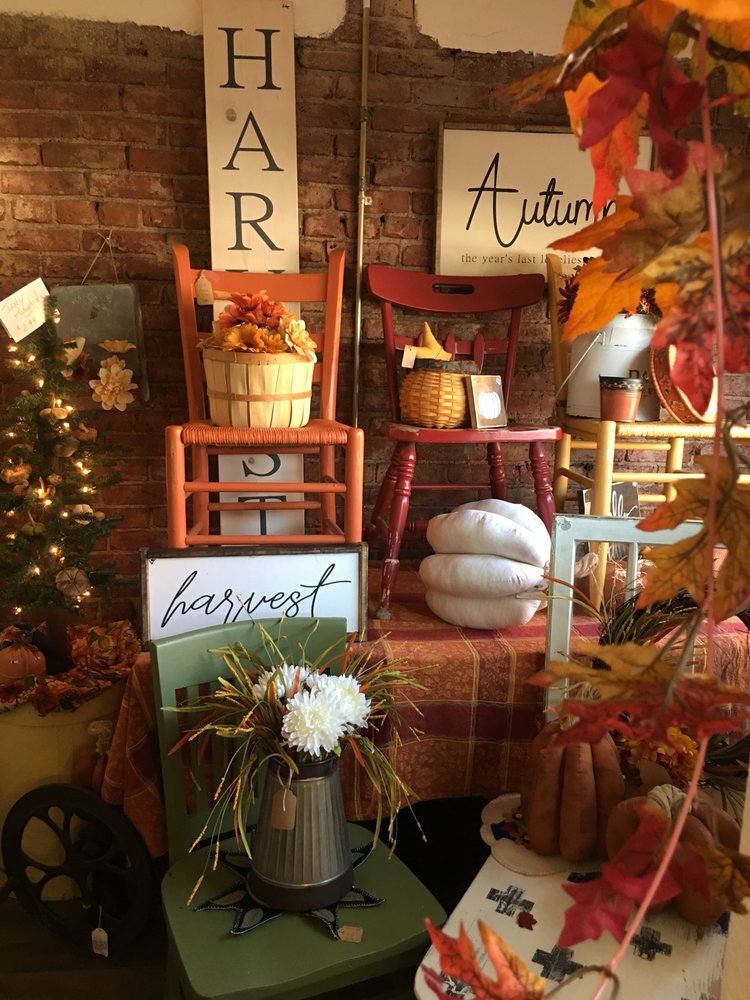 PRIMITIVE COUNTRY LOFT HOUSE Updated July 2025 10 Photos 315 Main