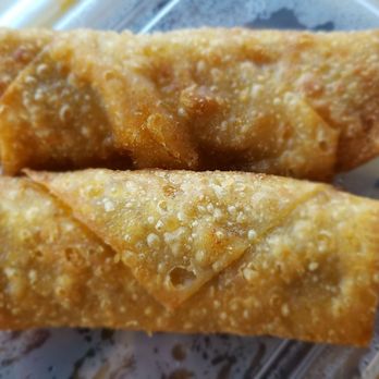 Huan Xi Chinese Restaurant - This is an order of the pork egg rolls. - Chinese Near Me - Milwaukee, Wisconsin Huan Xi Chinese Restaurant - This is an order of the pork egg rolls. - Chinese Near Me - Milwaukee, Wisconsin
