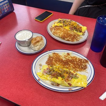 Cafe USA - Eggs and hash browns were amazing. - Cafes Near Me - Sapulpa, Oklahoma