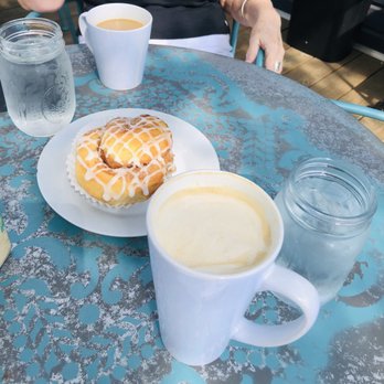 Casa Costa Bake Shop - Bakeries Near Me - Leander, Texas