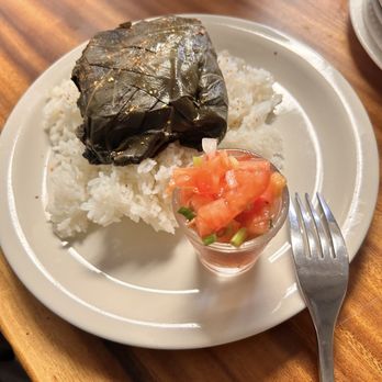 Kaaloa's Super Js Authentic Hawaiian - Lomi salmon and laulau - Hawaiian Near Me - Captain Cook, Hawaii Kaaloa's Super Js Authentic Hawaiian - Lomi salmon and laulau - Hawaiian Near Me - Captain Cook, Hawaii
