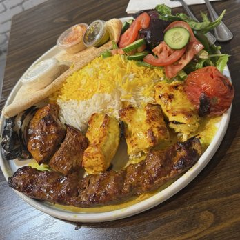 Rosemary Grill DTLA - Mix plate - Mediterranean Near Me - Los Angeles, California