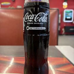 Taqueria Y Panaderia La Calentana - Big Coke !