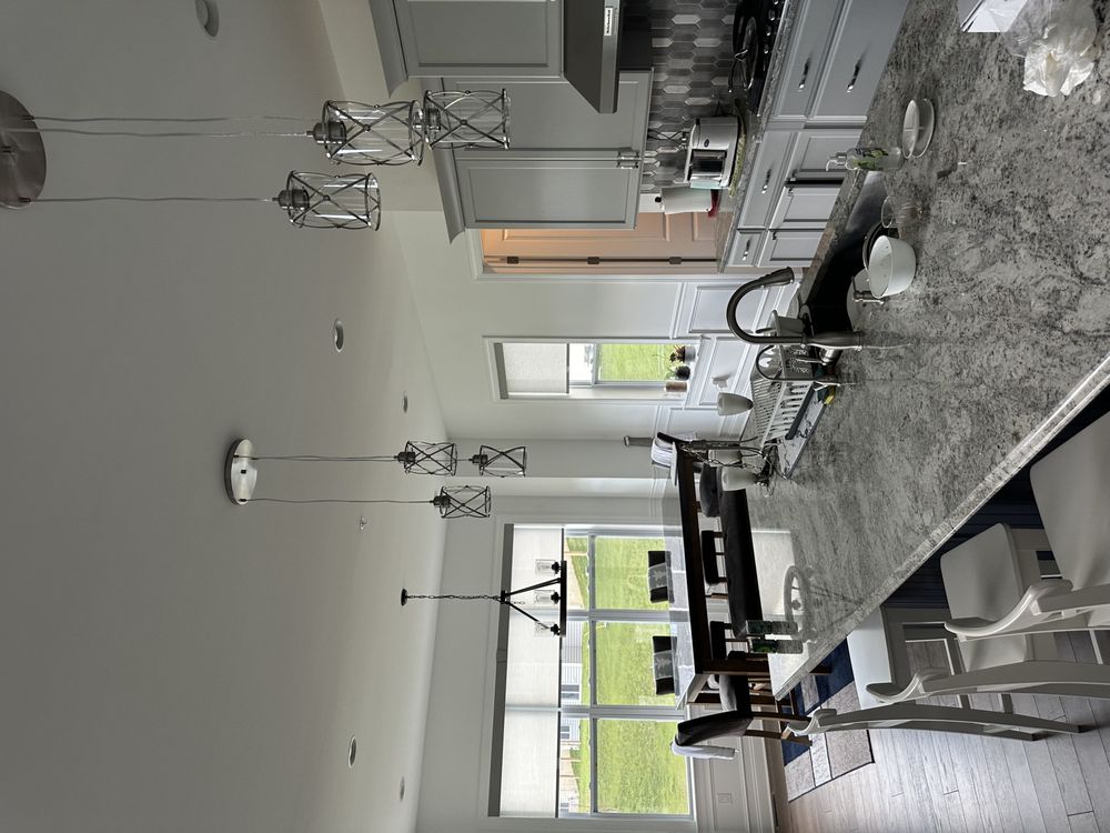 Slide of Mr. Sergei Handyman Service