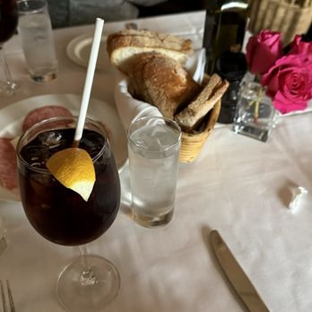 Il Cantinori - Environment - Italian Near Me - New York, New York Il Cantinori - Environment - Italian Near Me - New York, New York
