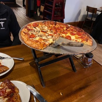 Thee Office Pub & Cookery - Pizza - Pizza Near Me - Romeo, Michigan