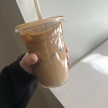 Gumption Coffee - Iced vanilla LATTE - Coffee & Tea Near Me - New York, New York Gumption Coffee - Iced vanilla LATTE - Coffee & Tea Near Me - New York, New York
