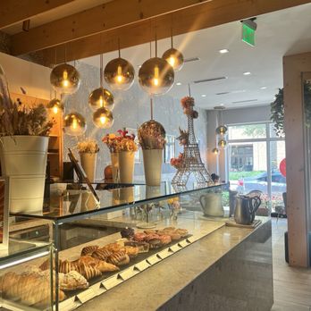 L'Artisane Creative Bakery - Inside - Bakeries Near Me - Coral Gables, Florida