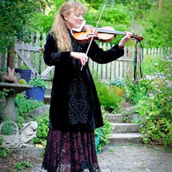 Quail Crest Memory Care - At Quail Crest we focus on music therapy.