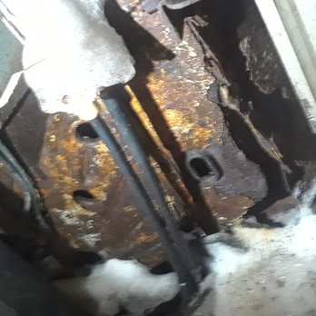 Wholesale Auto Purchasing - Rear rocker panel rusted through in front of rear tire - Car Dealers Near Me - Frankenmuth, Michigan