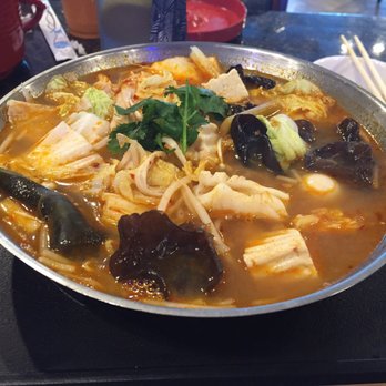 Basil Thai - Thai Near Me - Austin, Texas