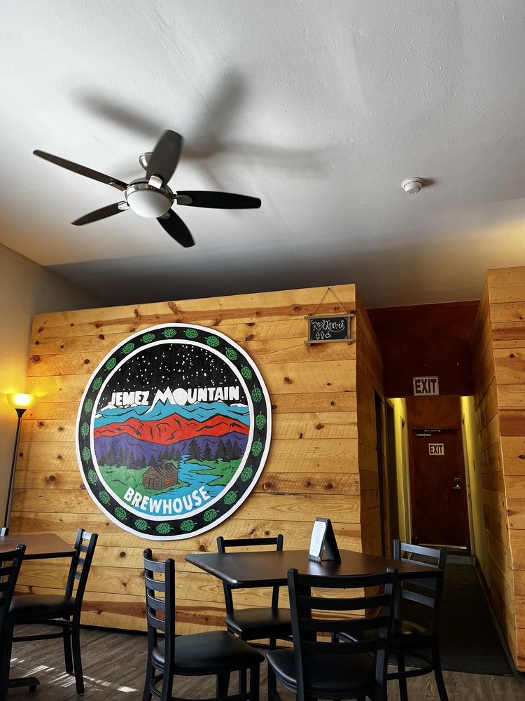 Jemez Mountain Brewhouse Logo