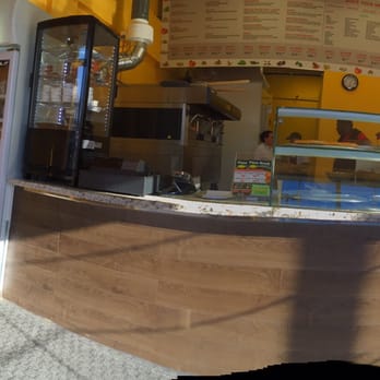 Pizza Break - Front of shop - Pizza Near Me - Vaughan, Ontario Pizza Break - Front of shop - Pizza Near Me - Vaughan, Ontario