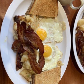 Pop’s Bagel Shop by null