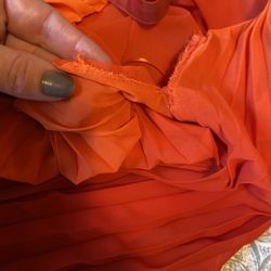 R Gabrielli & Son - Tacking stitch was completely visible with threads.