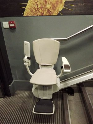 Jollibee Earl's Court by null