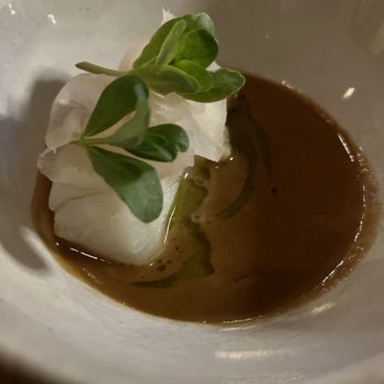 Légende - Halibut - Canadian (New) Near Me - Quebec City, Quebec