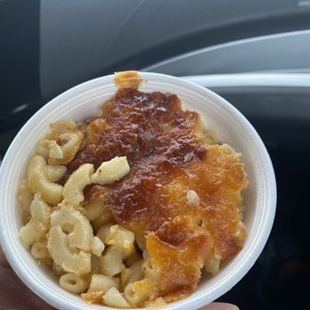 YUPPI - Mac and cheese - Chicken Wings Near Me - Tampa, Florida YUPPI - Mac and cheese - Chicken Wings Near Me - Tampa, Florida