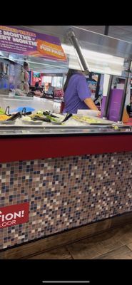 Chuck E. Cheese by null