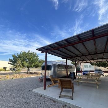 Hecho Amano Coffee - Truck - Coffee & Tea Near Me - Pflugerville, Texas