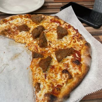 Andrews Nyc Diner - Meatball pizza - American Near Me - New York, New York