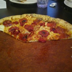 Pizza Hut - Stuffed cheese crust with pepperoni amd Peruvian cherry peppers