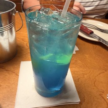 Texas Roadhouse - Tropical Breeze mocktail - Barbeque Near Me - Triadelphia, West Virginia Texas Roadhouse - Tropical Breeze mocktail - Barbeque Near Me - Triadelphia, West Virginia