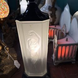 Art Deco Lamp