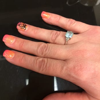 Ivy Nails - Sunset with palm trees - Nail Salons Near Me - Brownsburg, Indiana