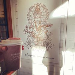 Twist Yoga - Edmonds