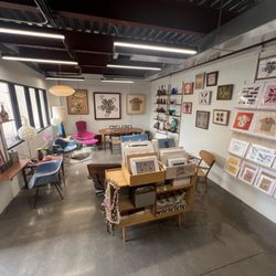 Hawaii Modern - Vintage furniture and Art from Lola Pilar Hawaii