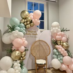 Golden Balloons NYC - Setup for baby baby shower