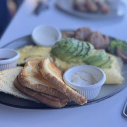 Tomato & Avocado Omelette